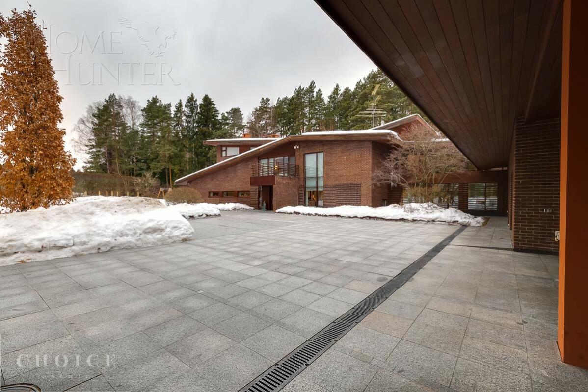 2-этажный коттедж 1 254 м² с отделкой