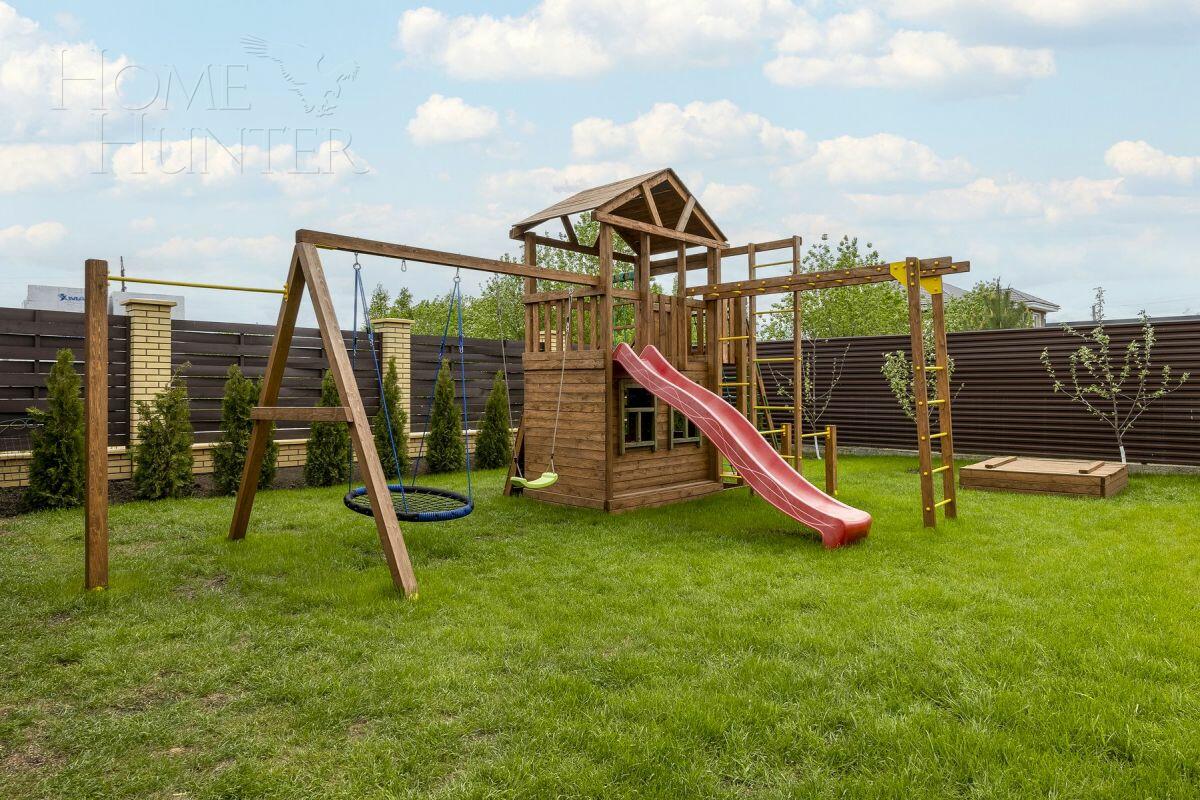 2-этажный коттедж 270 м² с отделкой