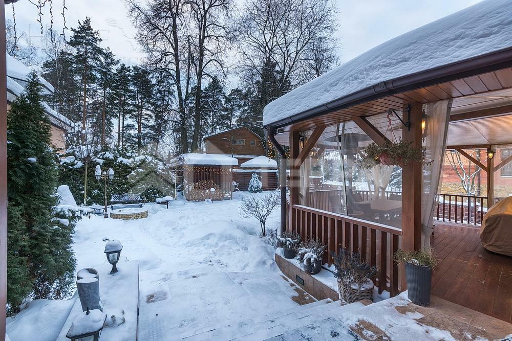 3-этажный коттедж 450 м² с отделкой