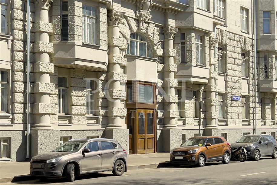 6-КОМН. КВАРТИРА С ОТДЕЛКОЙ 247.7 М² НА 4 ЭТАЖЕ