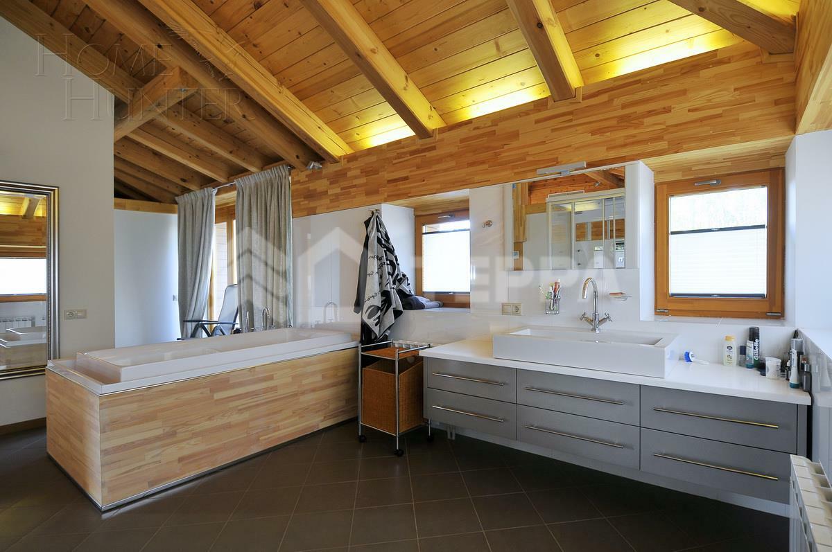 3-этажный коттедж 700 м² с отделкой