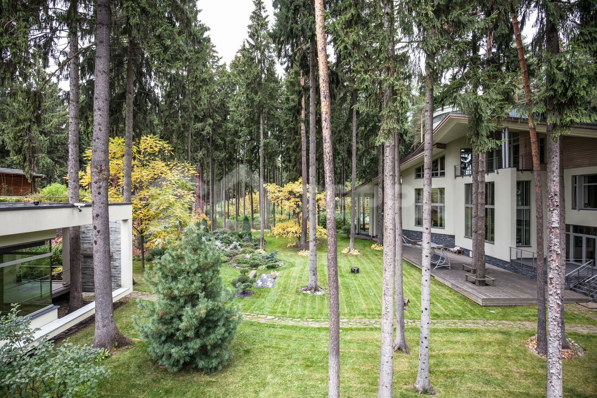 2-этажный коттедж 1 622 м² с отделкой