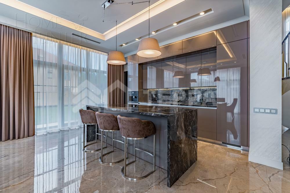 2-этажный коттедж 750 м² с отделкой