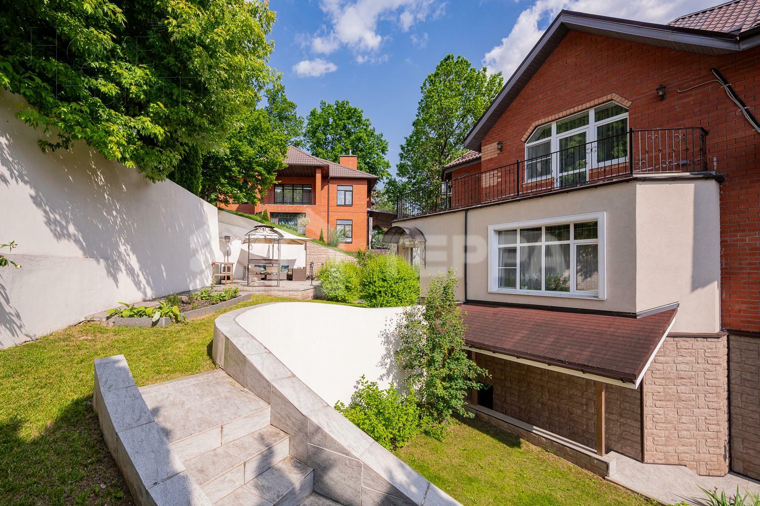 КОТТЕДЖ 430 м² с отделкой