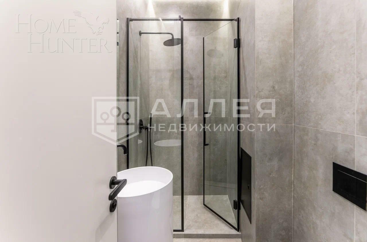 3-этажный таунхаус 244 м² с отделкой