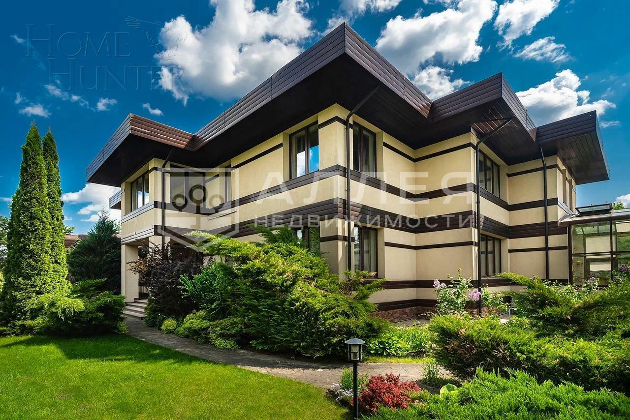 2-этажный коттедж 750 м² с отделкой