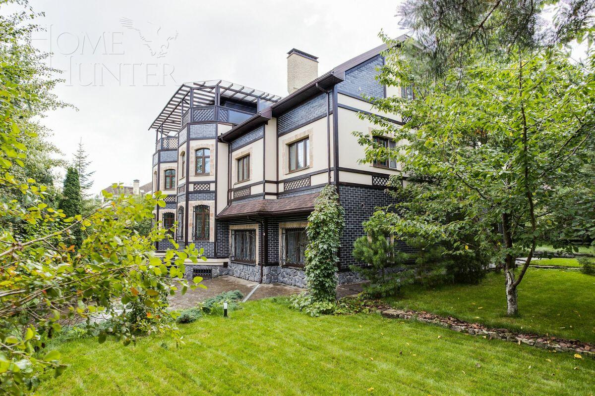 2-этажный коттедж 948 м² с отделкой