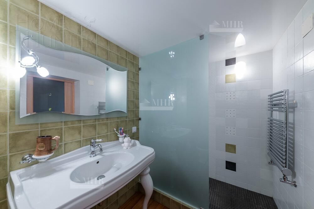 2-этажный коттедж 500 м² с отделкой