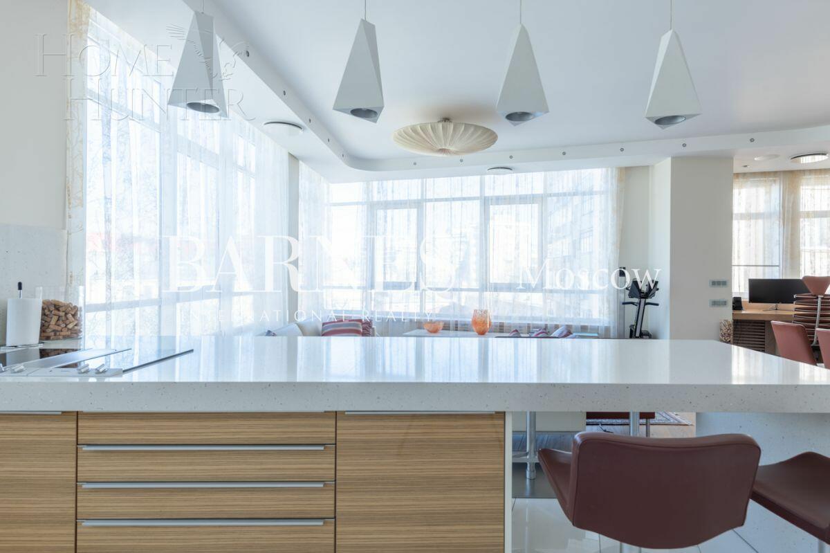 3-КОМН. КВАРТИРА С ОТДЕЛКОЙ 200.8 М² НА 5 ЭТАЖЕ