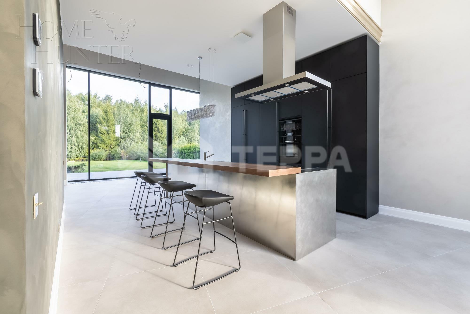 2-этажный коттедж 873 м² с отделкой