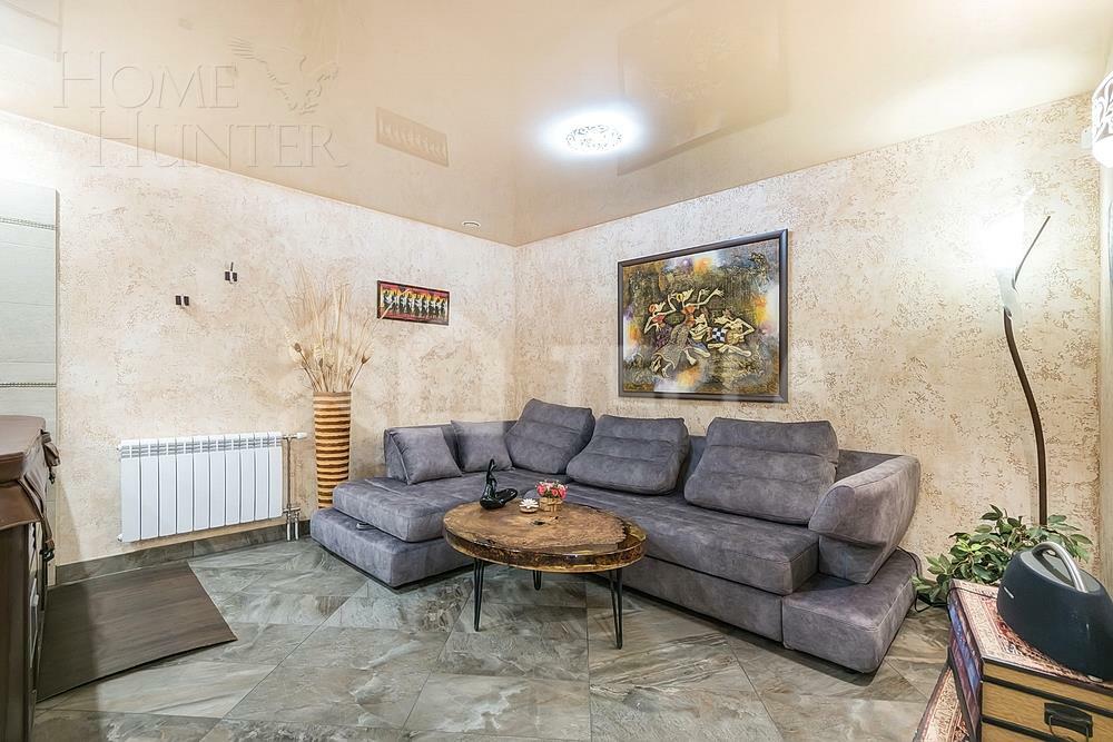 3-этажный коттедж 450 м² с отделкой