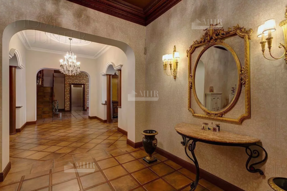 2-этажный коттедж 1 100 м² с отделкой