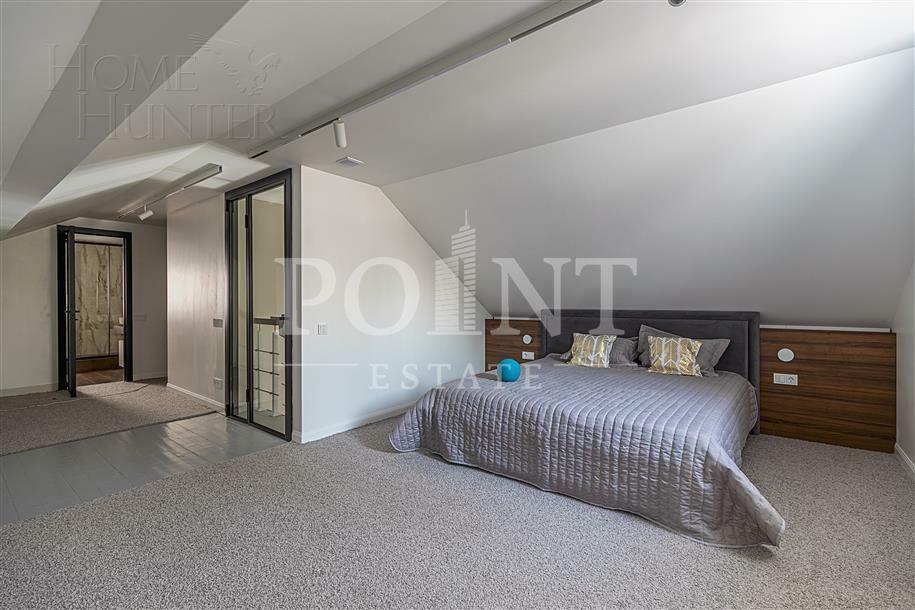 3-этажный коттедж 400 м² с отделкой