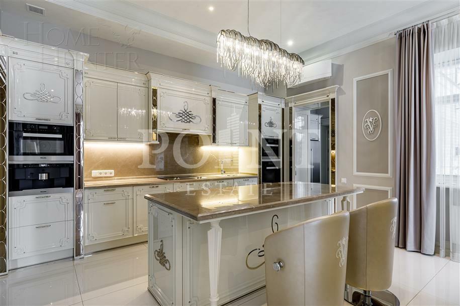 2-этажный коттедж 900 м² с отделкой