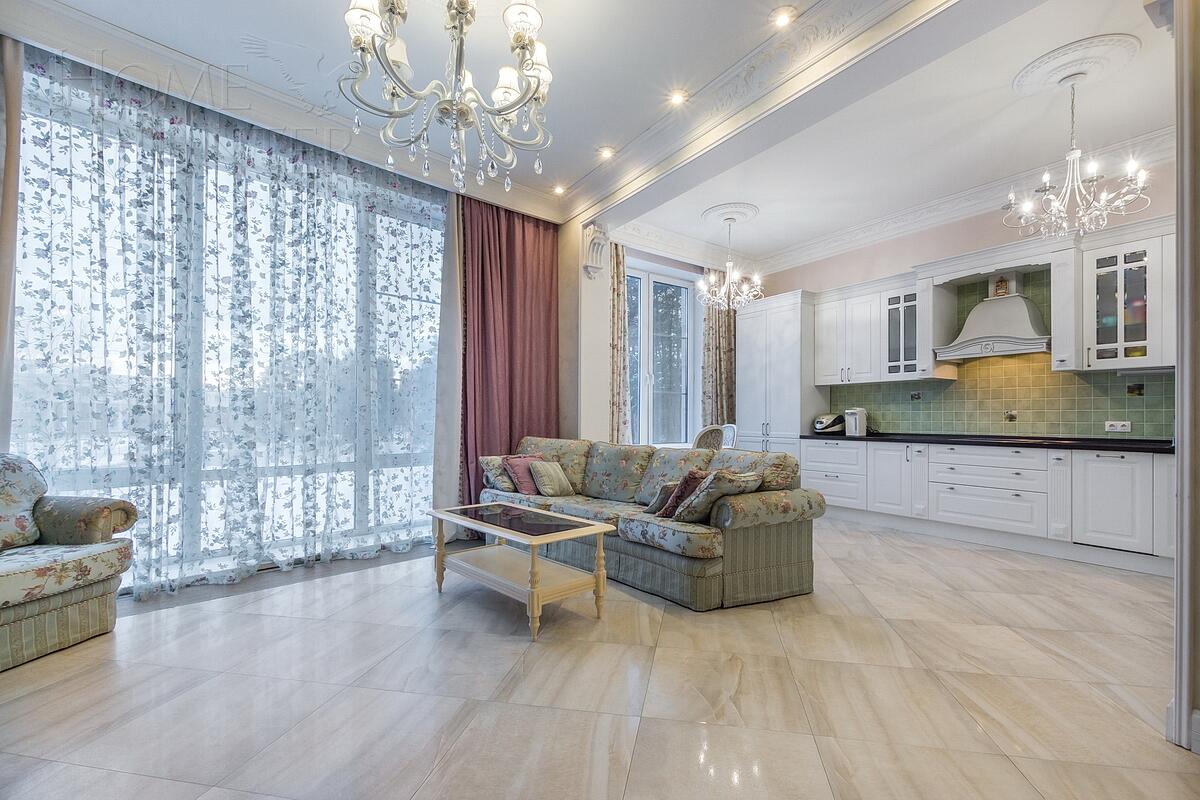 4-КОМН. КВАРТИРА С ОТДЕЛКОЙ 132.5 М² НА 4 ЭТАЖЕ