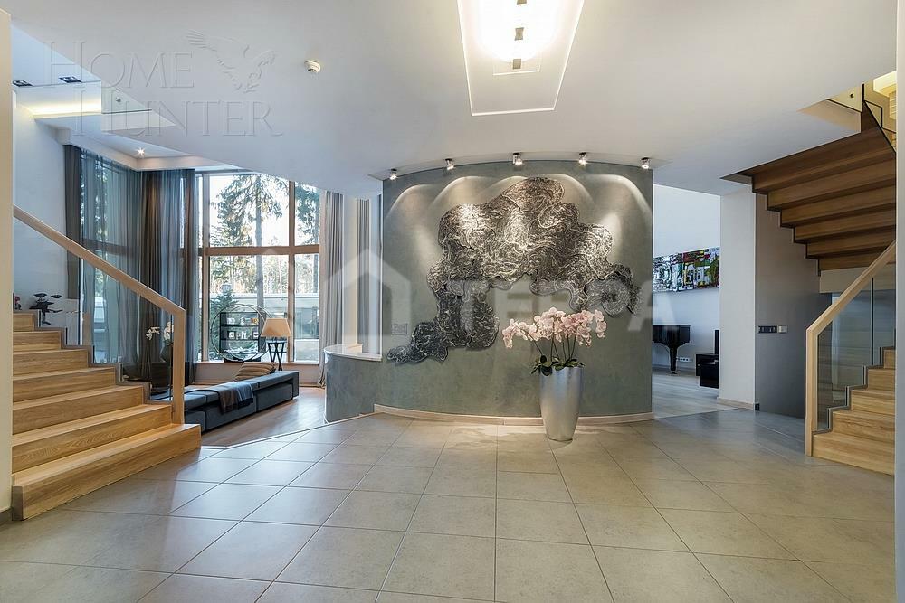 2-этажный коттедж 1 622 м² с отделкой