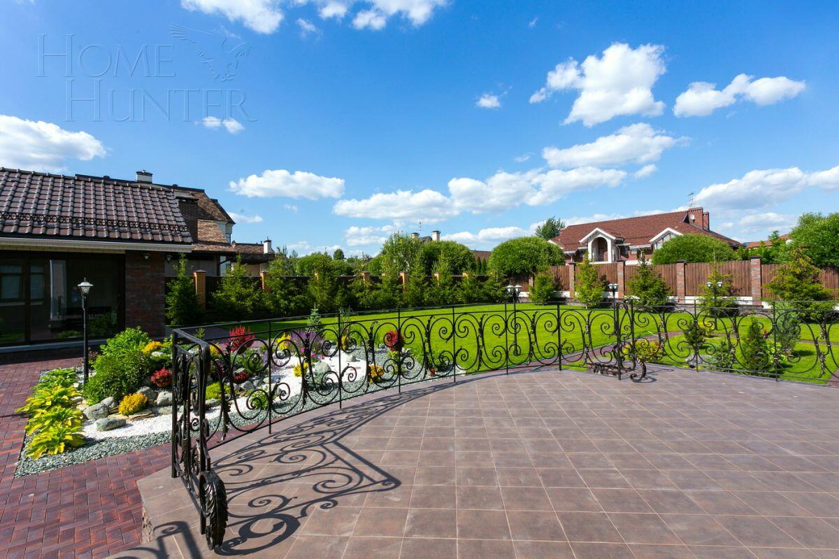 2-этажный коттедж 900 м² с отделкой