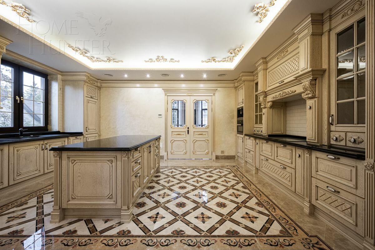 2-этажный коттедж 785 м² с отделкой