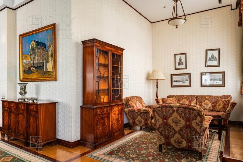 3-КОМН. КВАРТИРА С ОТДЕЛКОЙ 163 М² НА 3 ЭТАЖЕ