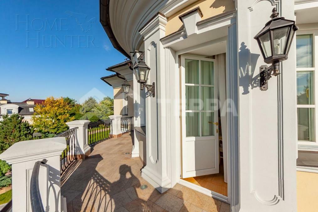 КОТТЕДЖ 1 800 м² с отделкой