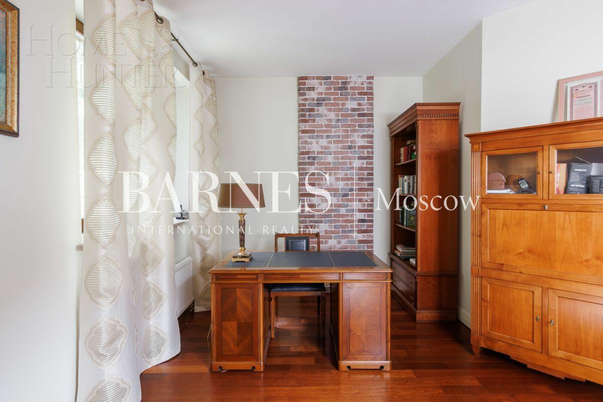 2-этажный коттедж 398.2 м² с отделкой