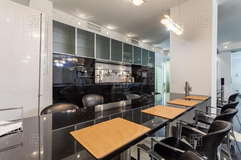 3-КОМН. КВАРТИРА С ОТДЕЛКОЙ 205 М² НА 10 ЭТАЖЕ