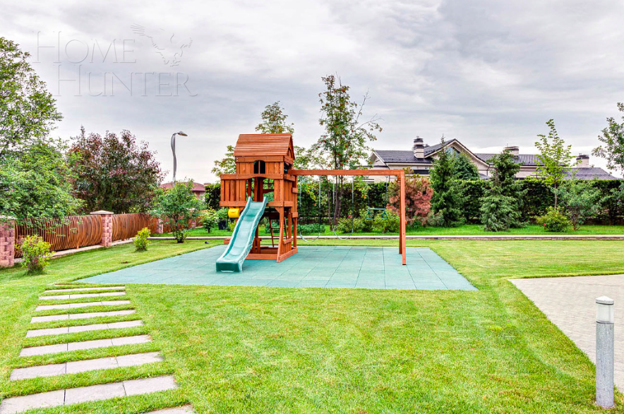 2-этажный коттедж 1 700 м² без отделки