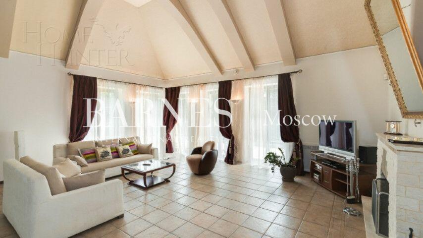 2-этажный коттедж 650 м² с отделкой