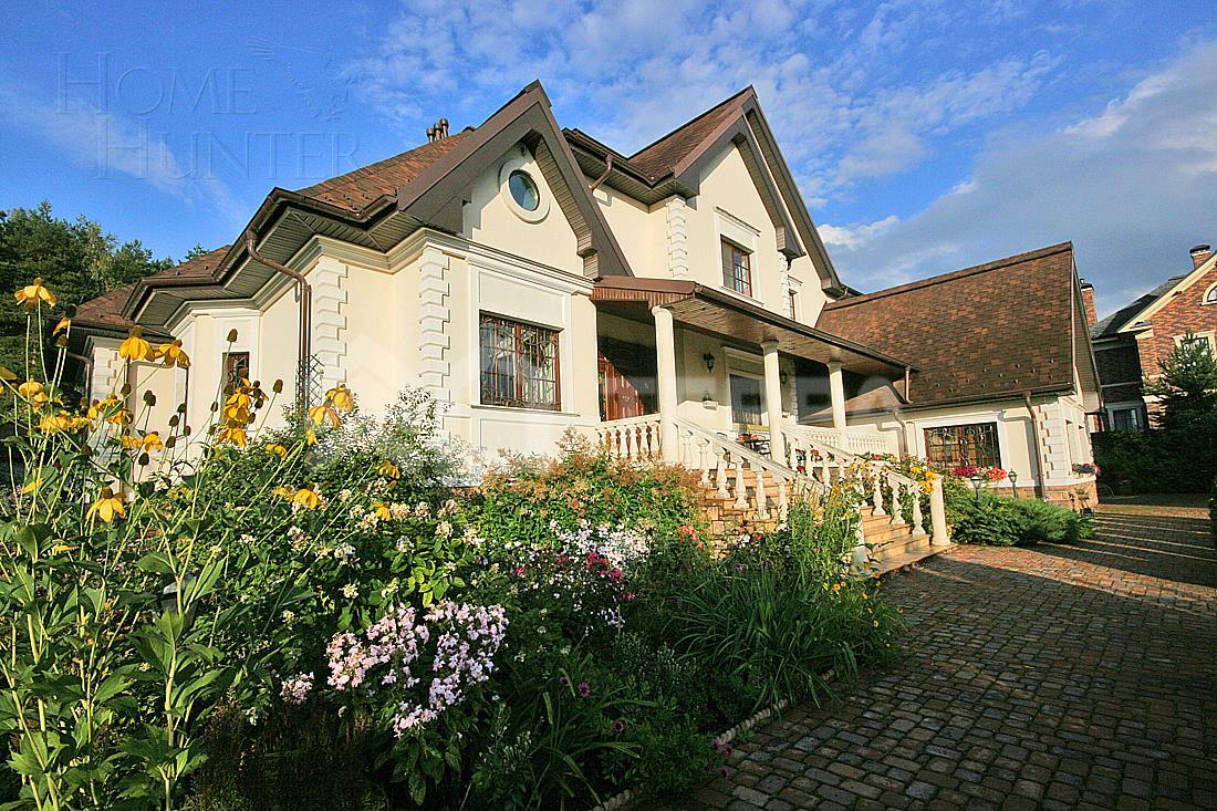 2-этажный коттедж 720 м² с отделкой