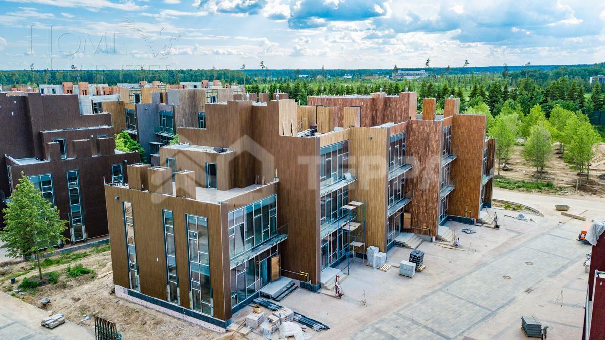 3-этажный таунхаус 238 м² без отделки