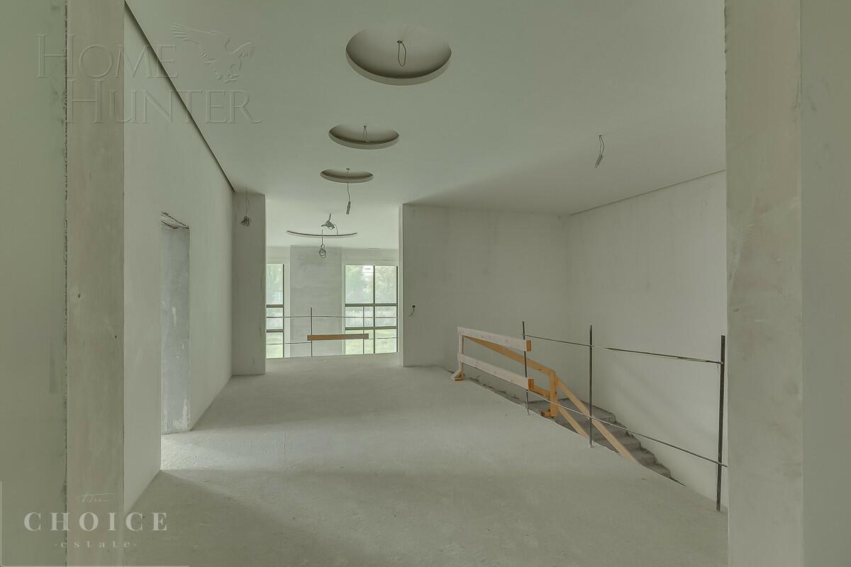 2-этажный коттедж 949 м² без отделки