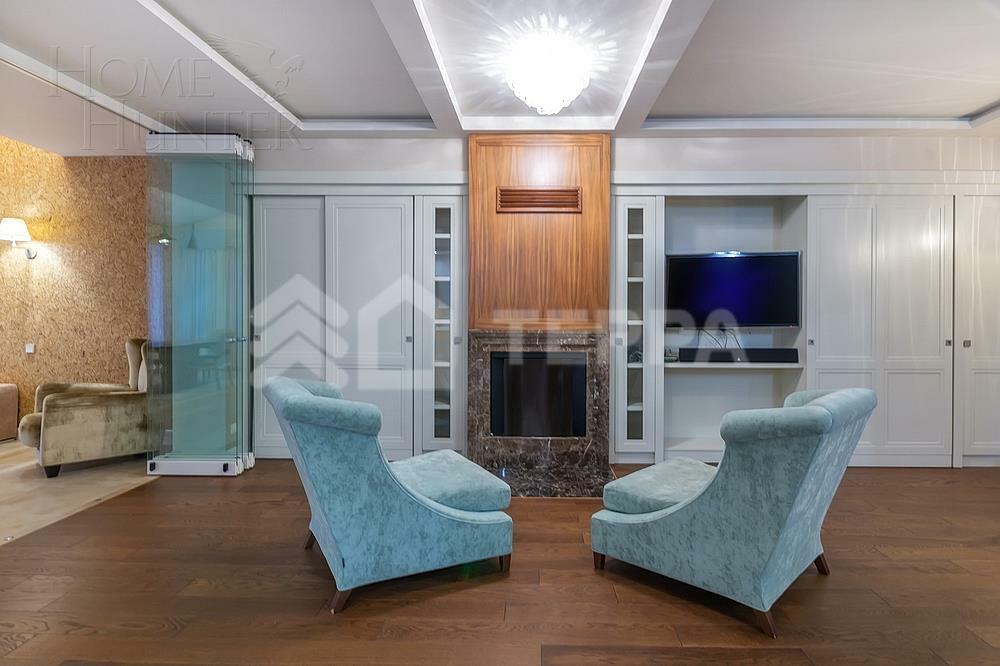 3-этажный таунхаус 450 м² с отделкой