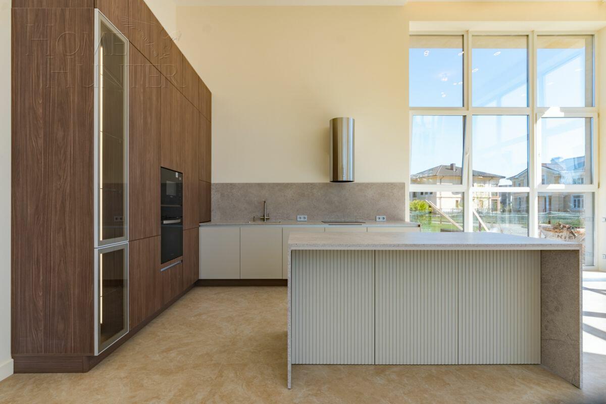 2-этажный коттедж 640 м² с отделкой