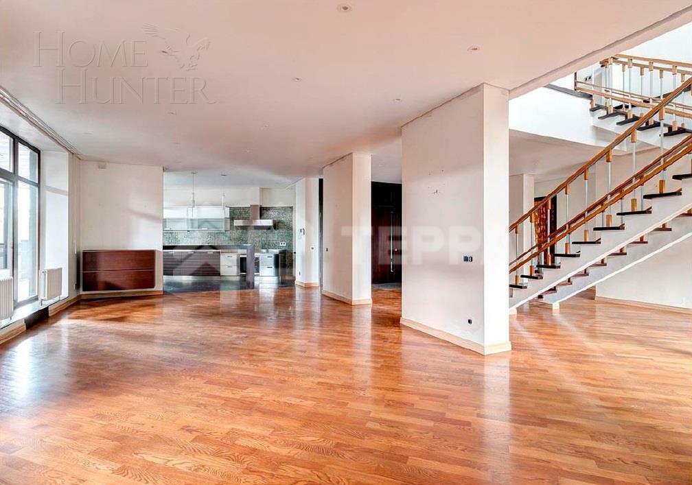 2-этажный коттедж 947 м² с отделкой