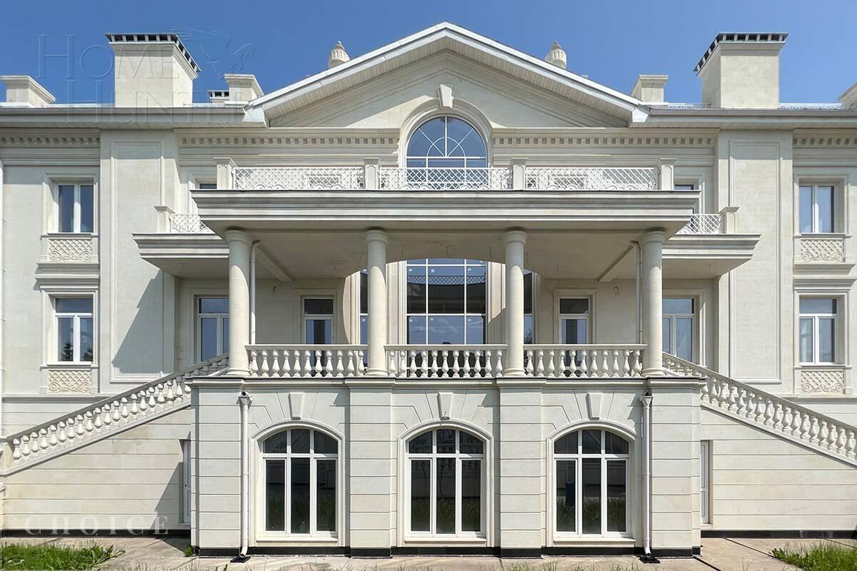 3-этажный коттедж 1 532 м² без отделки