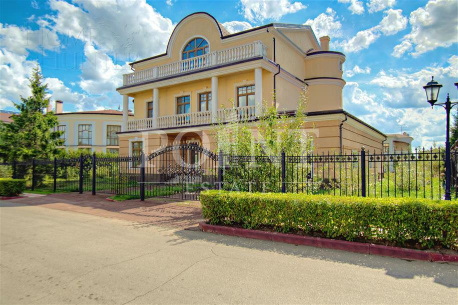 2-этажный коттедж 600 м² без отделки