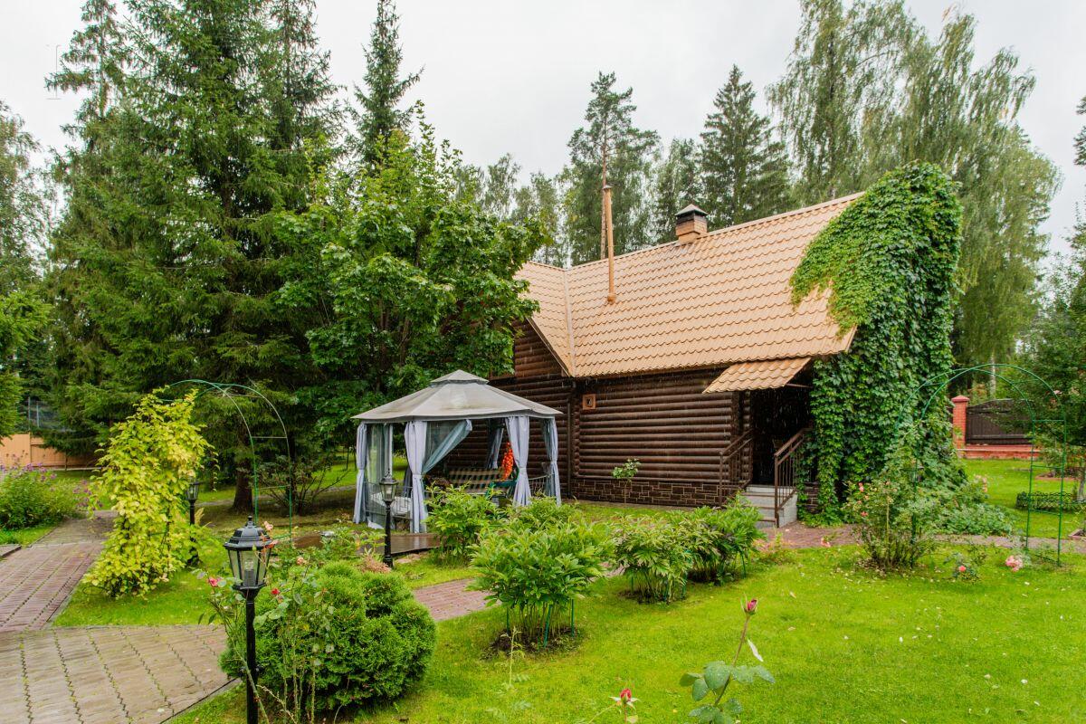 2-этажный коттедж 880 м² с отделкой