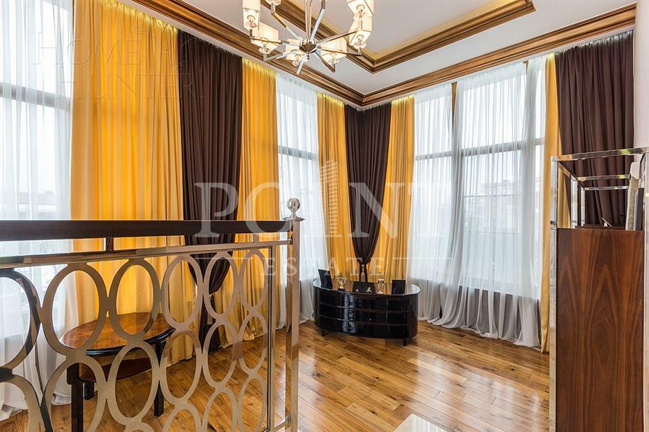 2-этажный коттедж 1 250 м² с отделкой