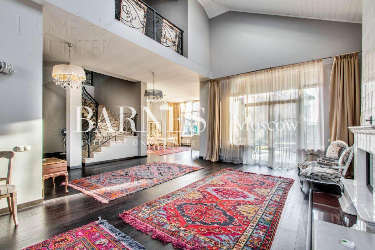 2-этажный коттедж 357 м² с отделкой