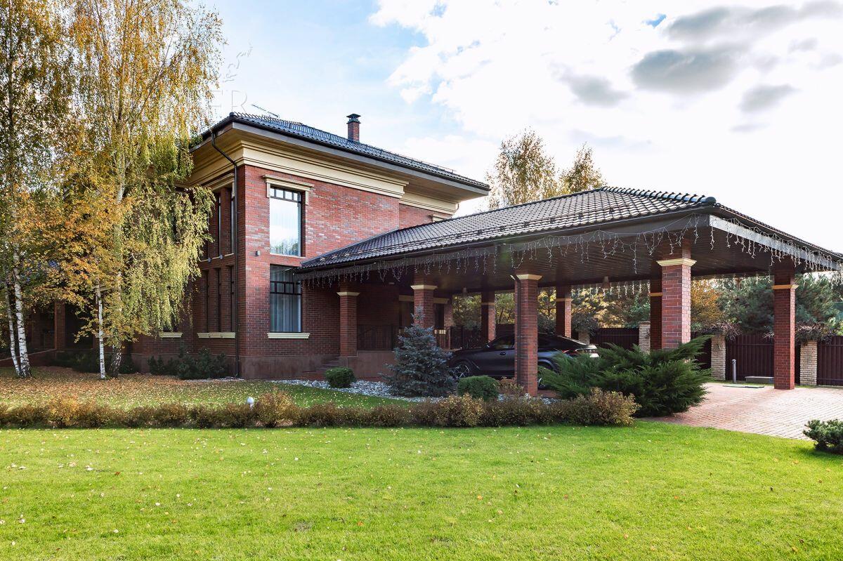 2-этажный коттедж 530 м² с отделкой