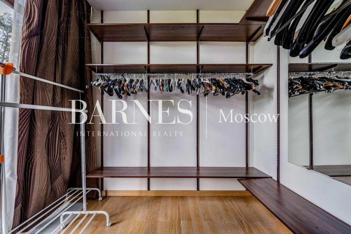 2-этажный таунхаус 380 м² с отделкой