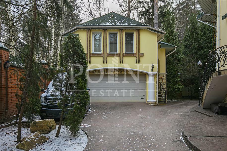 КОТТЕДЖ 1 400 м² с отделкой