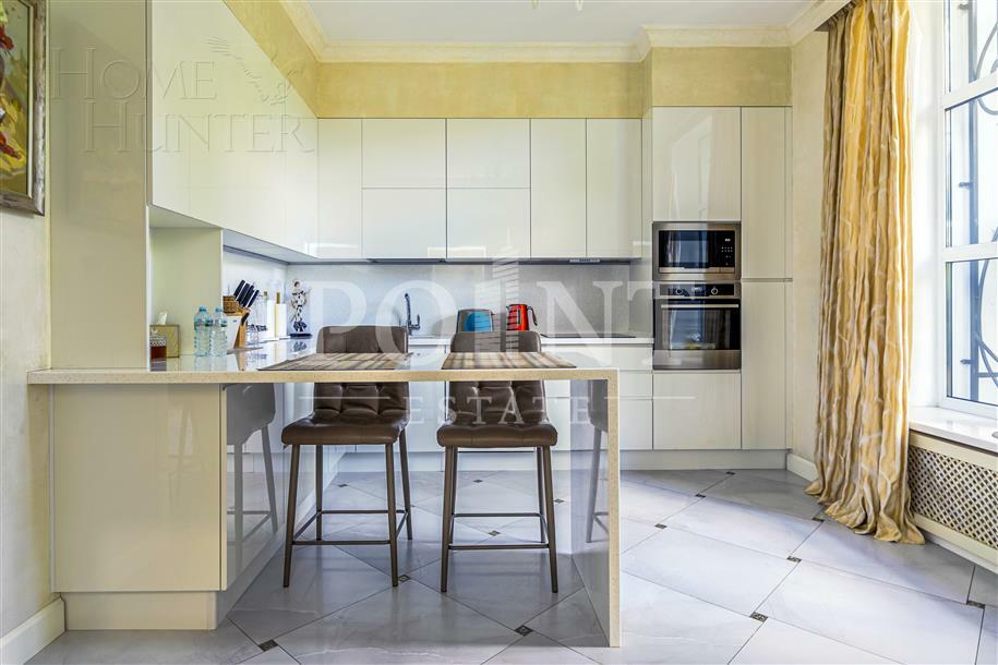 2-этажный коттедж 320 м² с отделкой