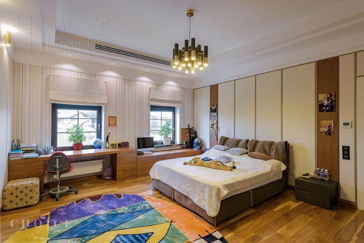 2-этажный коттедж 1 280 м² с отделкой