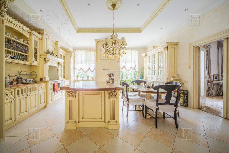 2-УРОВНЕВАЯ КВАРТИРА С ОТДЕЛКОЙ 420 М² НА 1 ЭТАЖЕ