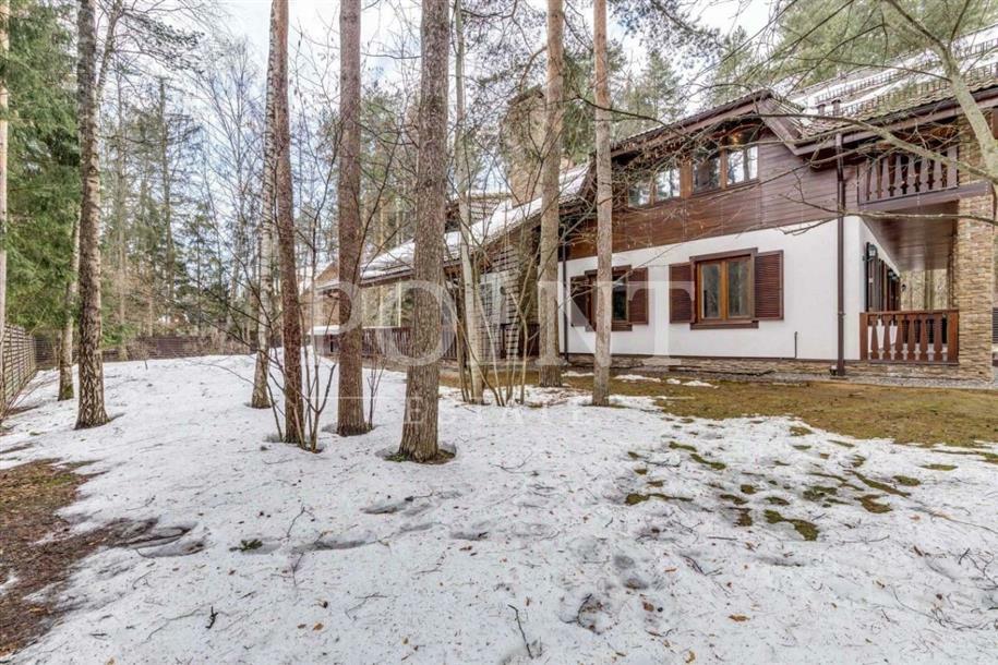 2-этажный коттедж 640 м² без отделки