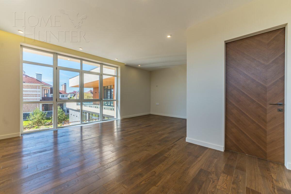 2-этажный коттедж 640 м² с отделкой