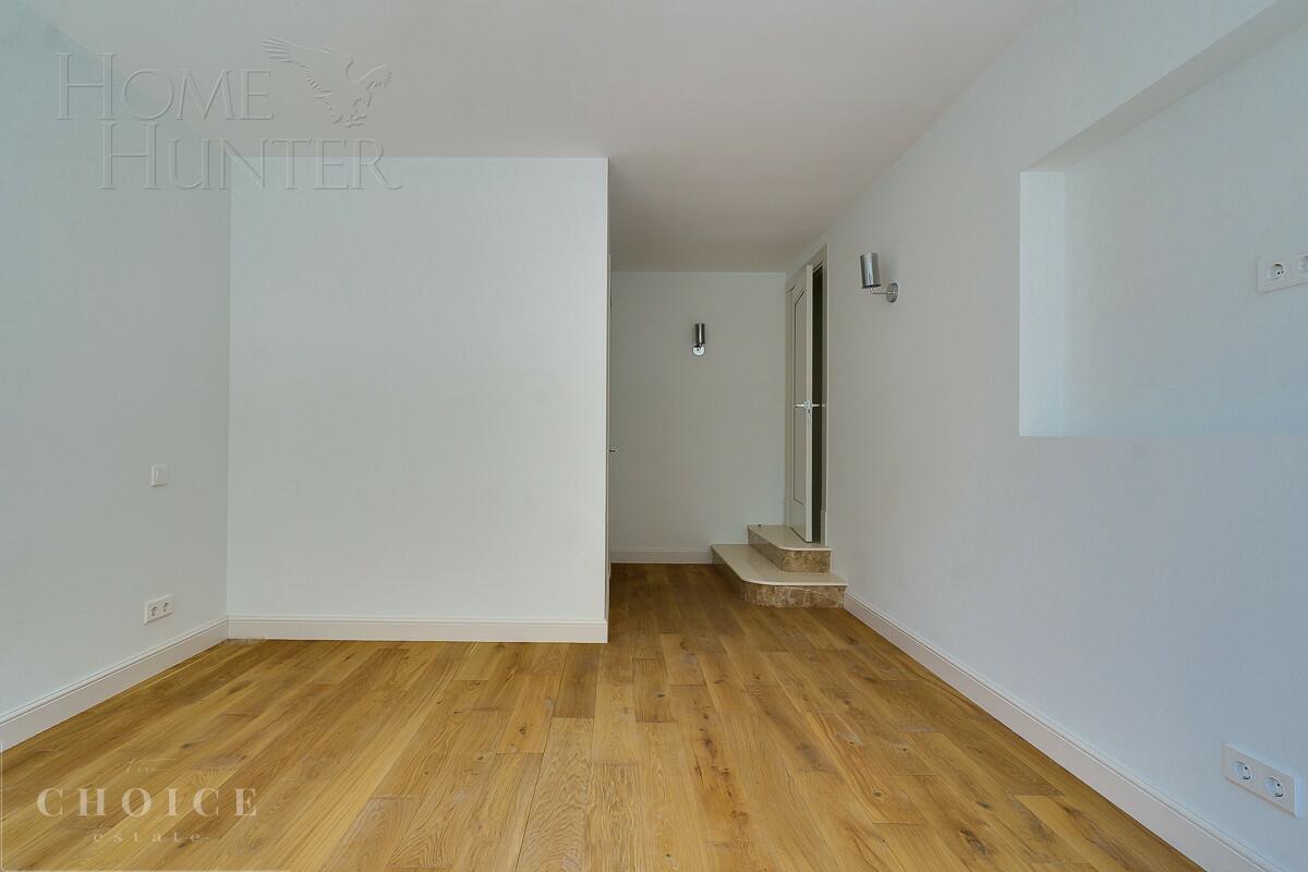 2-этажный коттедж 400 м² с отделкой