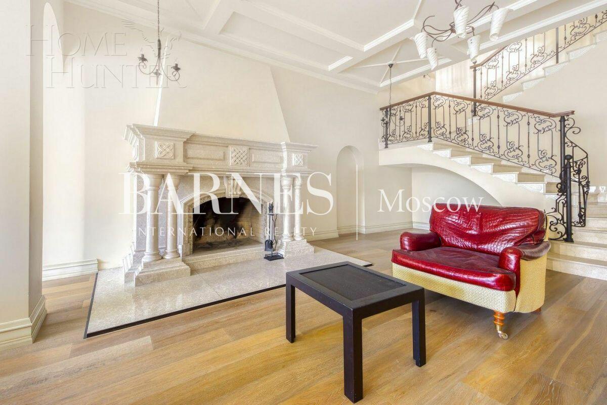 3-этажный коттедж 1 000 м² с отделкой