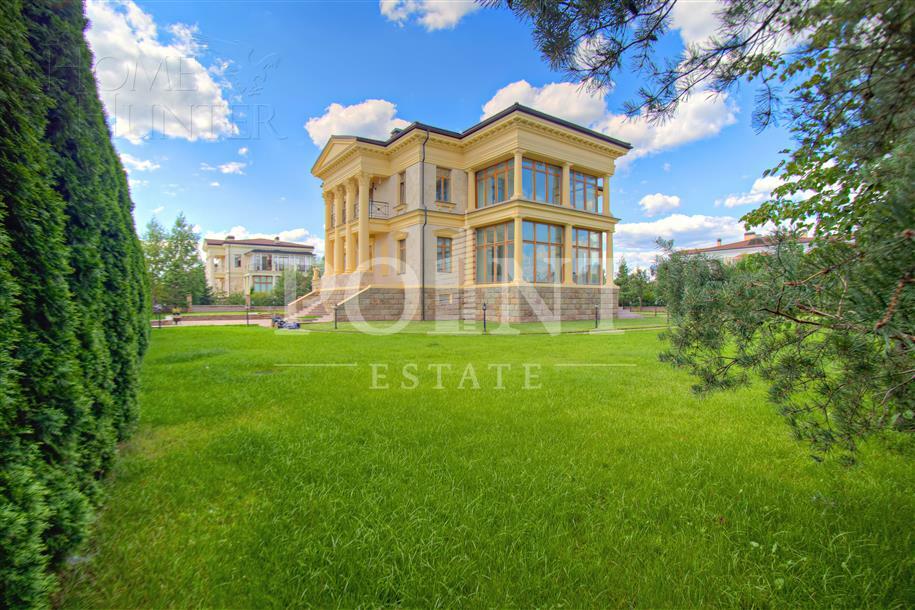 2-этажный коттедж 800 м² с отделкой